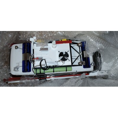 AS IS BROKEN Eaglemoss Ecto-1 Assembled Model & Proton Packs and Trap & Display Base
